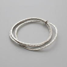 Load image into Gallery viewer, Inquieta Bangle Set - Handmade Hammered .925 Sterling Silver Bangles in Mexican Silver
