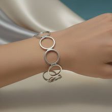 Load image into Gallery viewer, Círculos Cuff – Elegant Circle Detail Statement in .925 Sterling Silver
